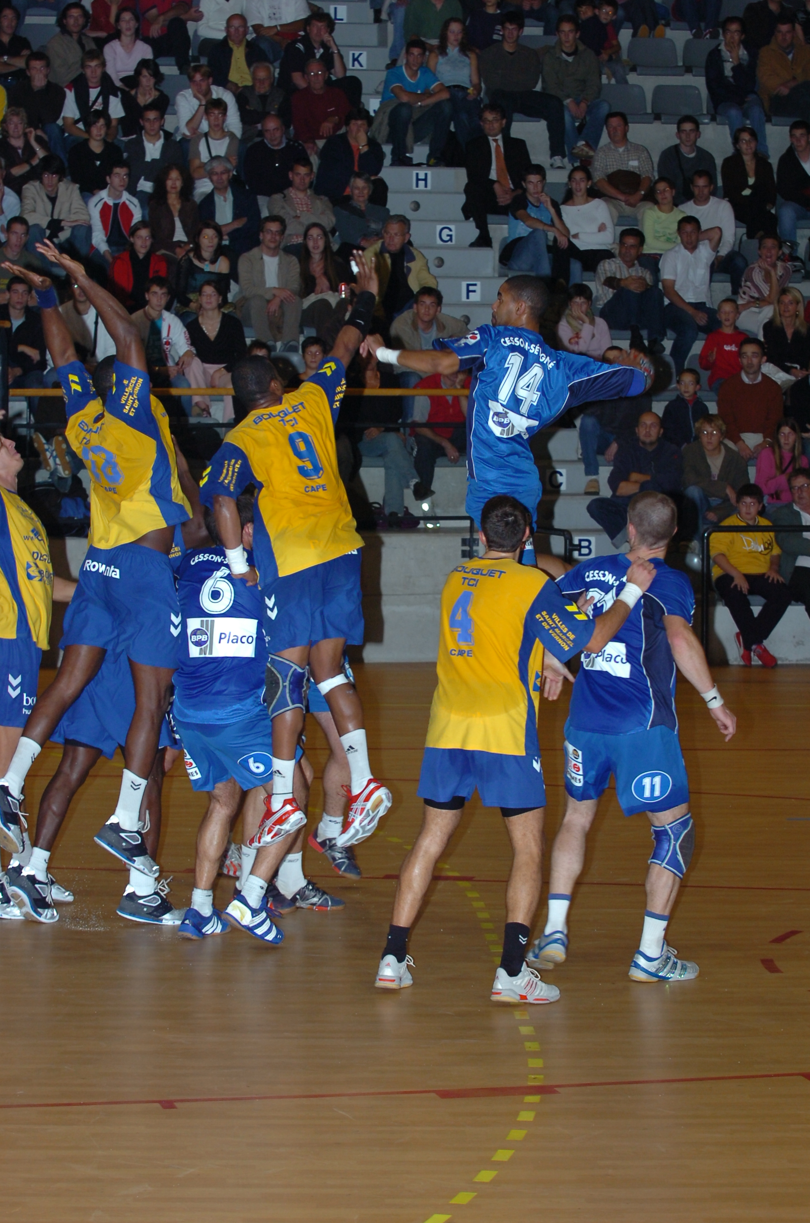 Adriano Marlin joueur — Cesson-Sévigné — photo 18