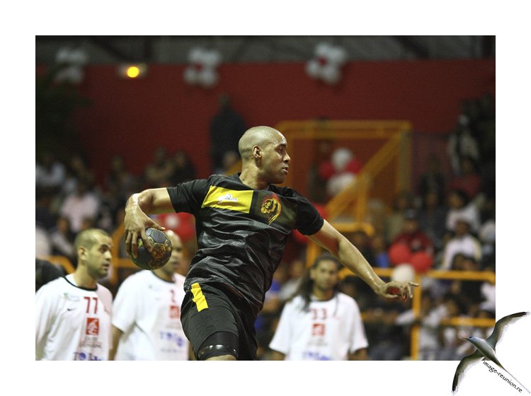 Adriano Marlin — Sélection de La Réunion contre le THW Kiel, 2012
