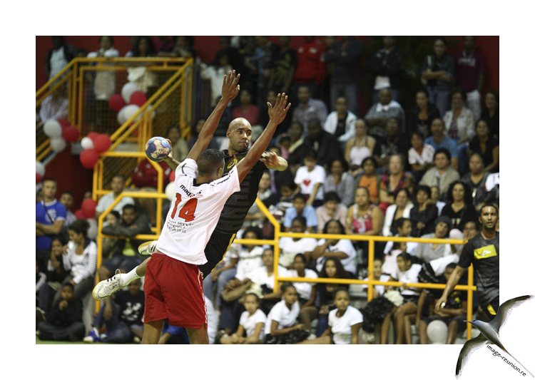 Adriano Marlin — Sélection de La Réunion contre le THW Kiel, 2012