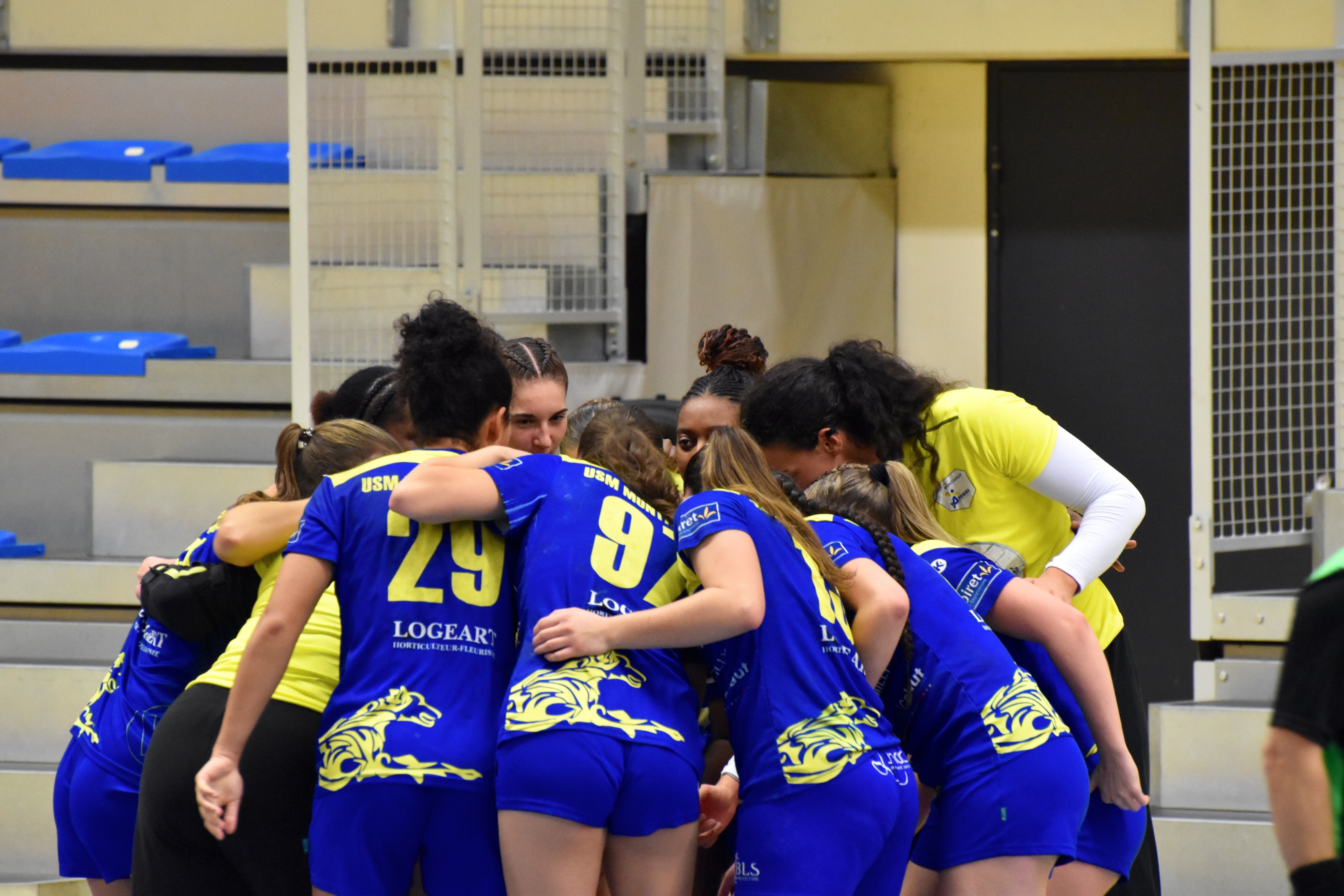 Les joueuses de l’USM Montargis en match — USM–Évry — DSC_0616